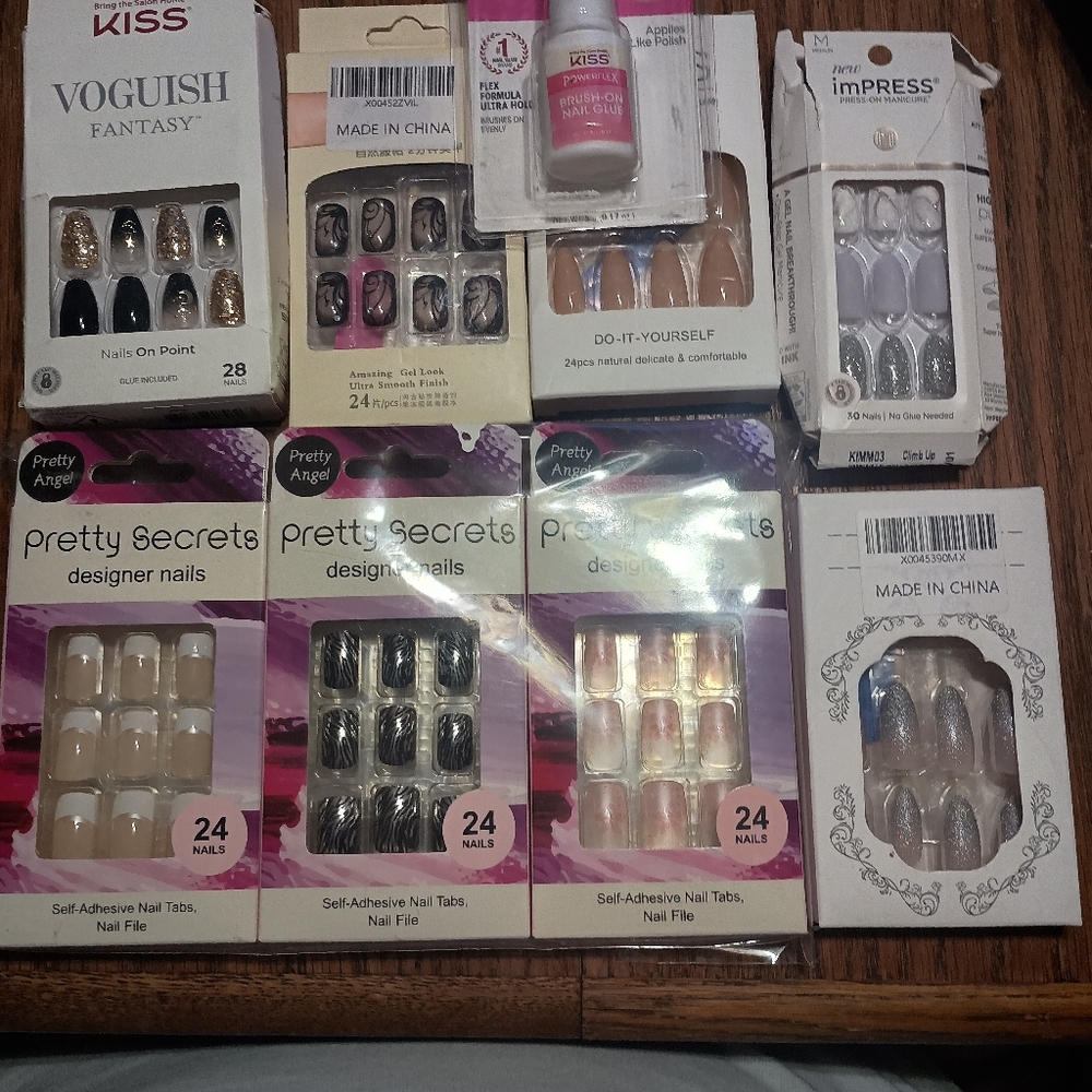 Assorted Press-On Nail Sets